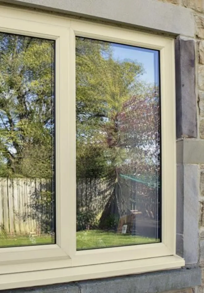 Cream Windows Gallery 1